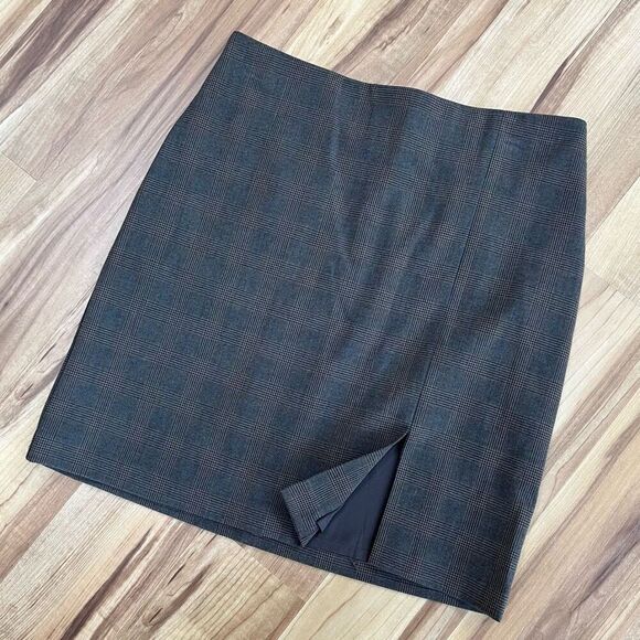 Rachel Zoe Glen Plaid Pencil Skirt, Size 6, Classic Fall Style with Subtle Slit - Picture 2 of 5